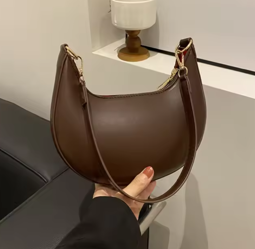 Fashionable High-end Moon-shaped Women's Bag