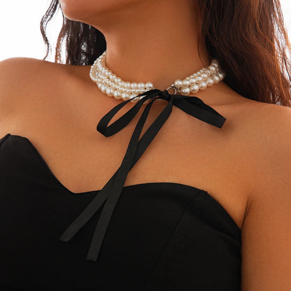 Black Bow Pearl Necklace
