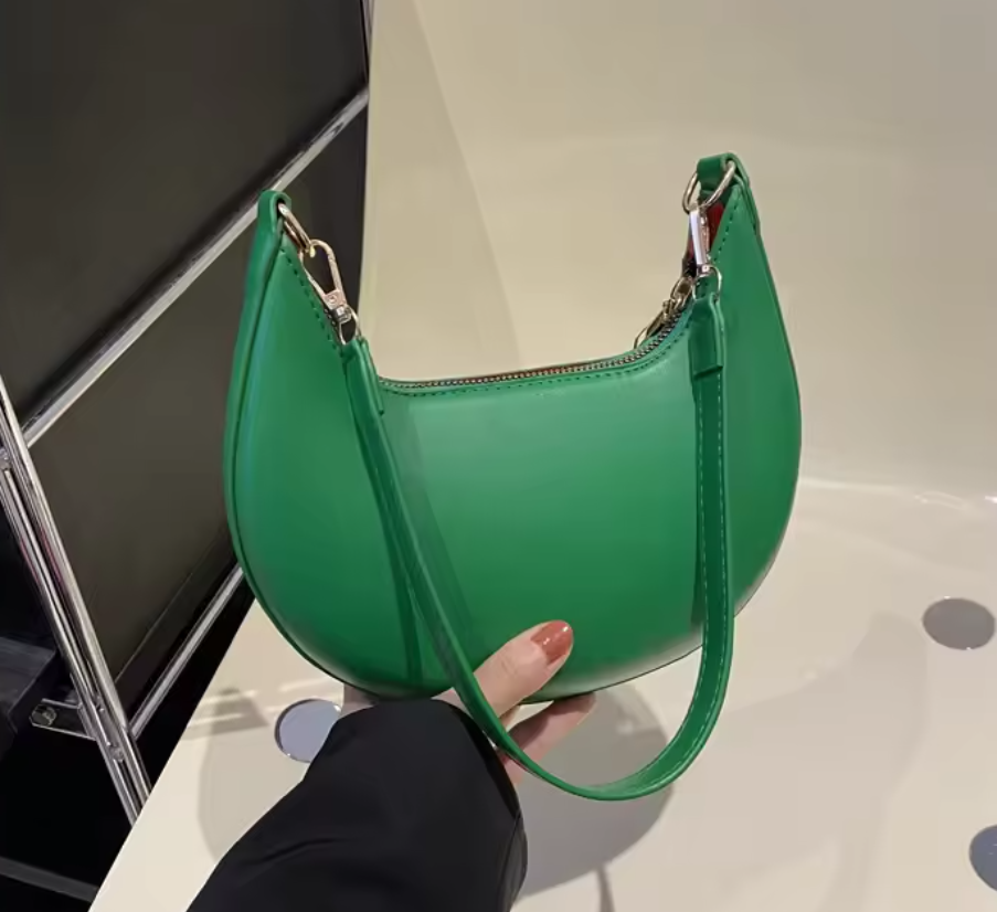Fashionable High-end Moon-shaped Women's Bag